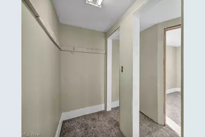 15593 Franchester Road, Burbank, OH 44214 - Photo 3