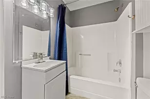 942 Winton Ave, Akron, OH 44320 - Photo 17