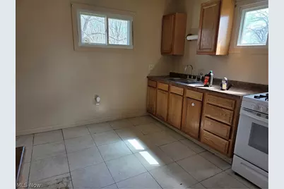 372 N Madison Avenue, Salem, OH 44460 - Photo 5