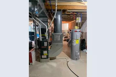 2608 Bishop Oval, Barberton, OH 44203 - Photo 29