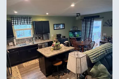 2608 Bishop Oval, Barberton, OH 44203 - Photo 11