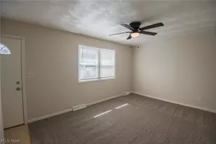 3945 S Schenley Ave, Youngstown, OH 44511 - Photo 5