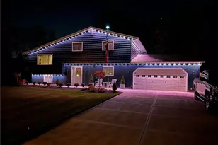 8407 Barton Dr, Strongsville, OH 44149 - Photo 3