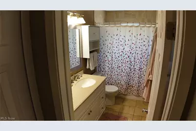 8407 Barton Drive, Strongsville, OH 44149 - Photo 33