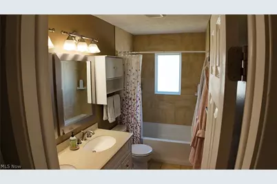 8407 Barton Drive, Strongsville, OH 44149 - Photo 31