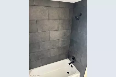 565 Irving Park Boulevard, Sheffield Lake, OH 44054 - Photo 11