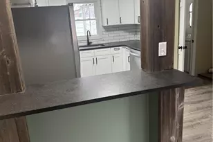 565 Irving Park Blvd, Sheffield Lake, OH 44054 - Photo 7