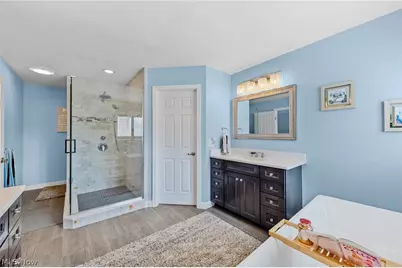 8460 Windsor Way, Grandview Heights, OH 44147 - Photo 23