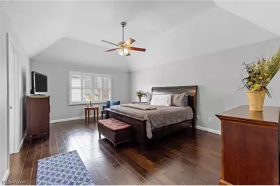 8460 Windsor Way, Grandview Heights, OH 44147 - Photo 19