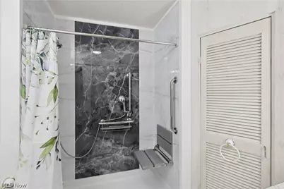 402 Yager Road, New Franklin, OH 44216 - Photo 23