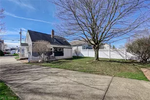 211 Millview Pl SW, Canton, OH 44706 - Photo 41