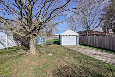 211 Millview Place SW, Canton, OH 44706 - Photo 37