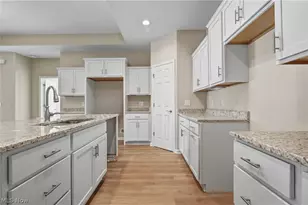 9264 Sharrott Rd, Poland, OH 44514 - Photo 3