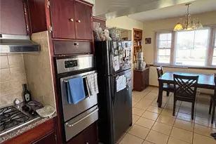 1920 Schiller Ave, Cuyahoga Falls, OH 44223 - Photo 5