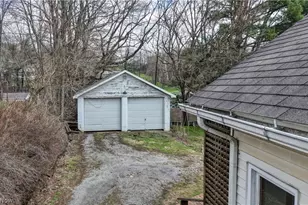 439 S Clay St, Millersburg, OH 44654 - Photo 35