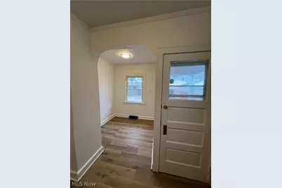 2089 Elbur Avenue, Oakwood, OH 44107 - Photo 9