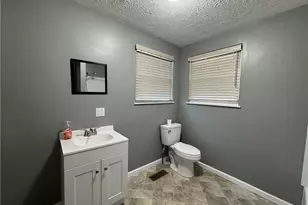 67457 Kirkwood Heights Rd, Bridgeport, OH 43912 - Photo 11