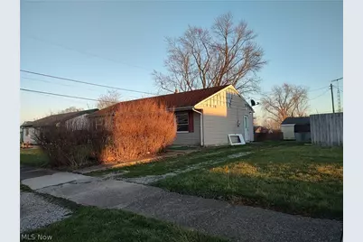 2656 22nd Street NE, Canton, OH 44705 - Photo 3