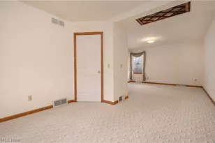 1389 N Milburn Square NE, Bolivar, OH 44612 - Photo 19