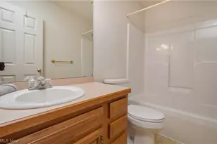 1389 N Milburn Square NE, Bolivar, OH 44612 - Photo 21