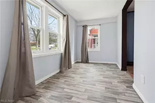 102 E Brookside Ave, Akron, OH 44301 - Photo 5