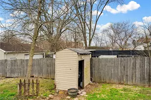 102 E Brookside Ave, Akron, OH 44301 - Photo 33