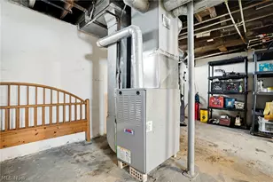 102 E Brookside Ave, Akron, OH 44301 - Photo 27