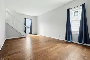 102 E Brookside Ave, Akron, OH 44301 - Photo 9