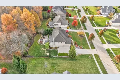 32811 Saint James Trail, Avon, OH 44011 - Photo 49