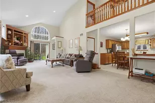 9433 Scottsdale Dr, Grandview Heights, OH 44147 - Photo 7