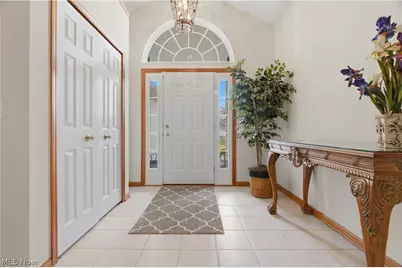 9433 Scottsdale Drive, Grandview Heights, OH 44147 - Photo 5