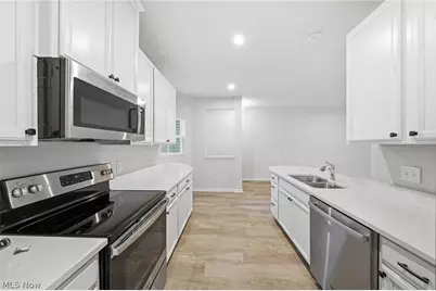 1637 Mud Brook Lane, Akron, OH 44313 - Photo 5