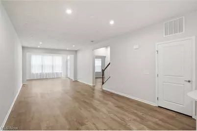 1637 Mud Brook Lane, Akron, OH 44313 - Photo 7