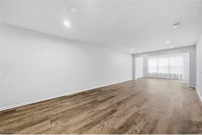 1637 Mud Brook Lane, Akron, OH 44313 - Photo 9