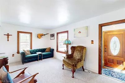 701 Lovers Lane, Steubenville, OH 43953 - Photo 17