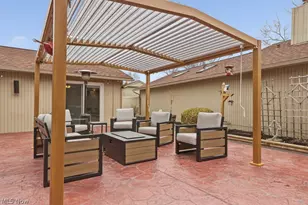 22144 Meadowsouth Ct, Strongsville, OH 44149 - Photo 35