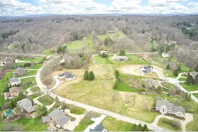 645 Trellis Green Drive, Akron, OH 44333 - Photo 7