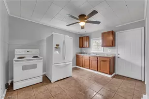 1771 E 37th St, Lorain, OH 44055 - Photo 7