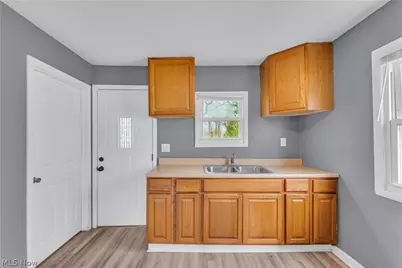 1771 E 37th Street #1773, Lorain, OH 44055 - Photo 9