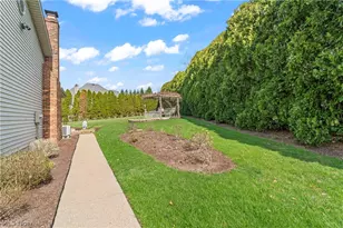 551 E Regency Cir, Canfield, OH 44406 - Photo 39