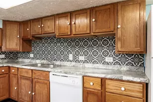 57737 Montour Rd, Senecaville, OH 43780 - Photo 9