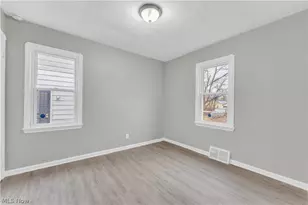 16606 Lipton Ave, Loveland, OH 44128 - Photo 13