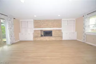 987 Howard Dr, Tallmadge, OH 44278 - Photo 17