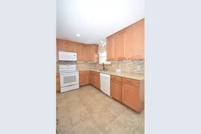 987 Howard Drive, Tallmadge, OH 44278 - Photo 7