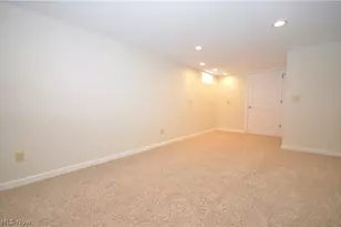 987 Howard Dr, Tallmadge, OH 44278 - Photo 39