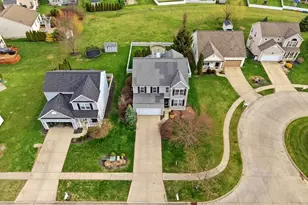 214 Gatwick Grove Cir, Wadsworth, OH 44281 - Photo 3