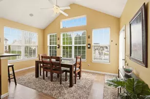 214 Gatwick Grove Cir, Wadsworth, OH 44281 - Photo 23
