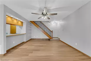 10446 Independence Dr, North Royalton, OH 44133 - Photo 3