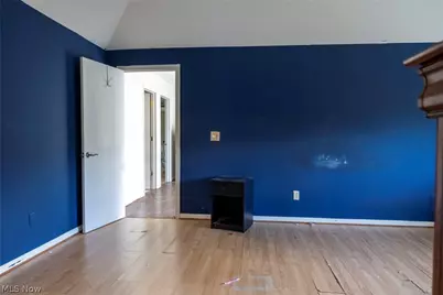 7571 Pleasant Run Drive, Green Hills, OH 44131 - Photo 21