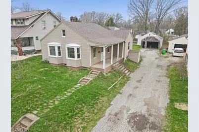 1073 Parkside Drive, Alliance, OH 44601 - Photo 39